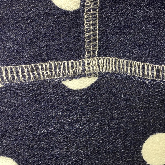 Cyrus Woman’s Navy & White Polka Dot Top Size XL - Picture 8 of 13